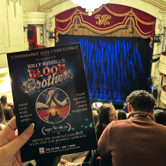 Drama Students See Blood Brothers Live